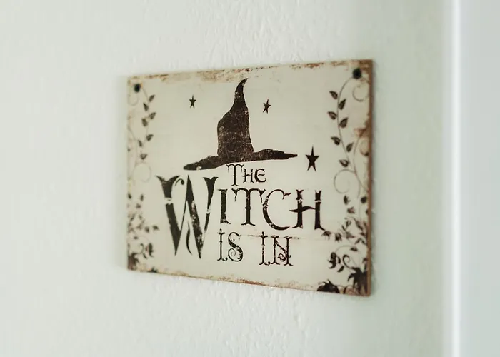 Daire Walpurgis Hexe *